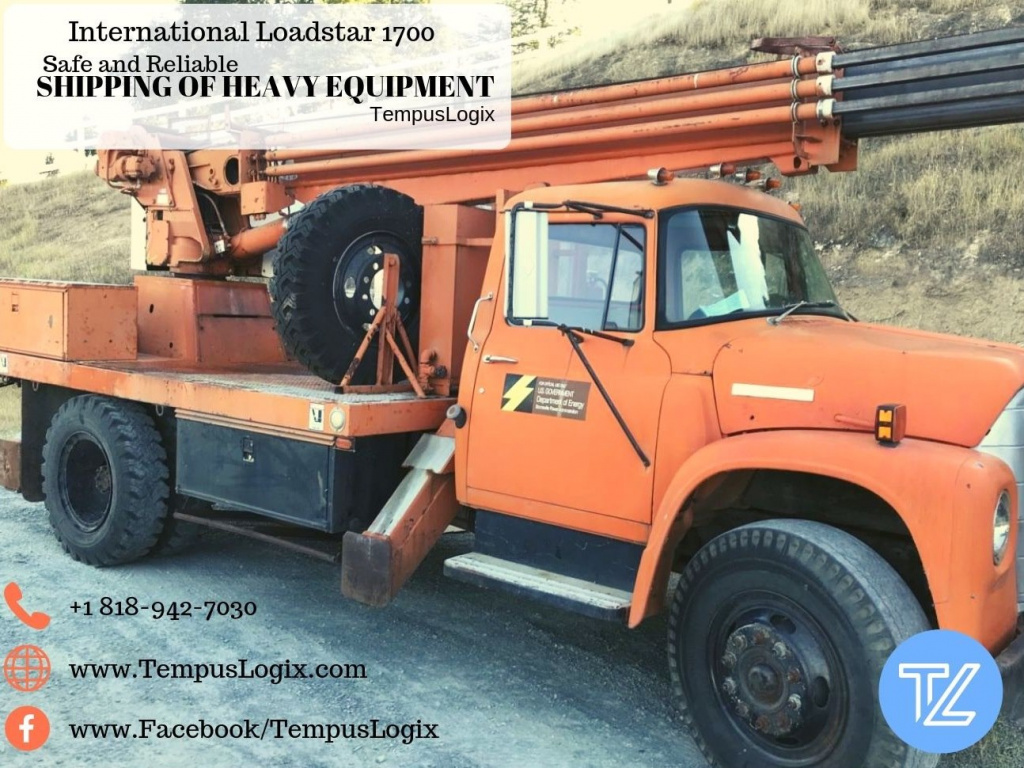 International Loadstar 1700 Boom truck shipping