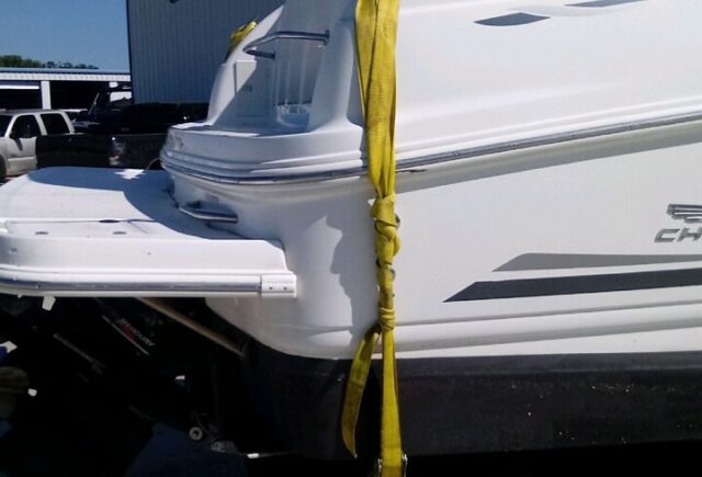 Back securing Boat Shipping Services