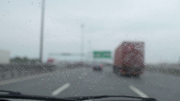 The U.S. States with the Most Climate Changes. How They Impact the Vehicle Shipping