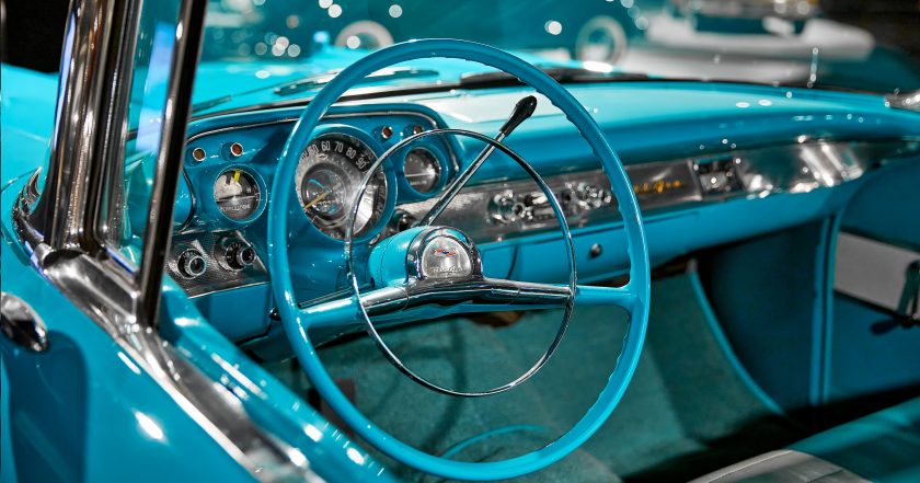 Top 5 Classic Cars for Investment in 2022