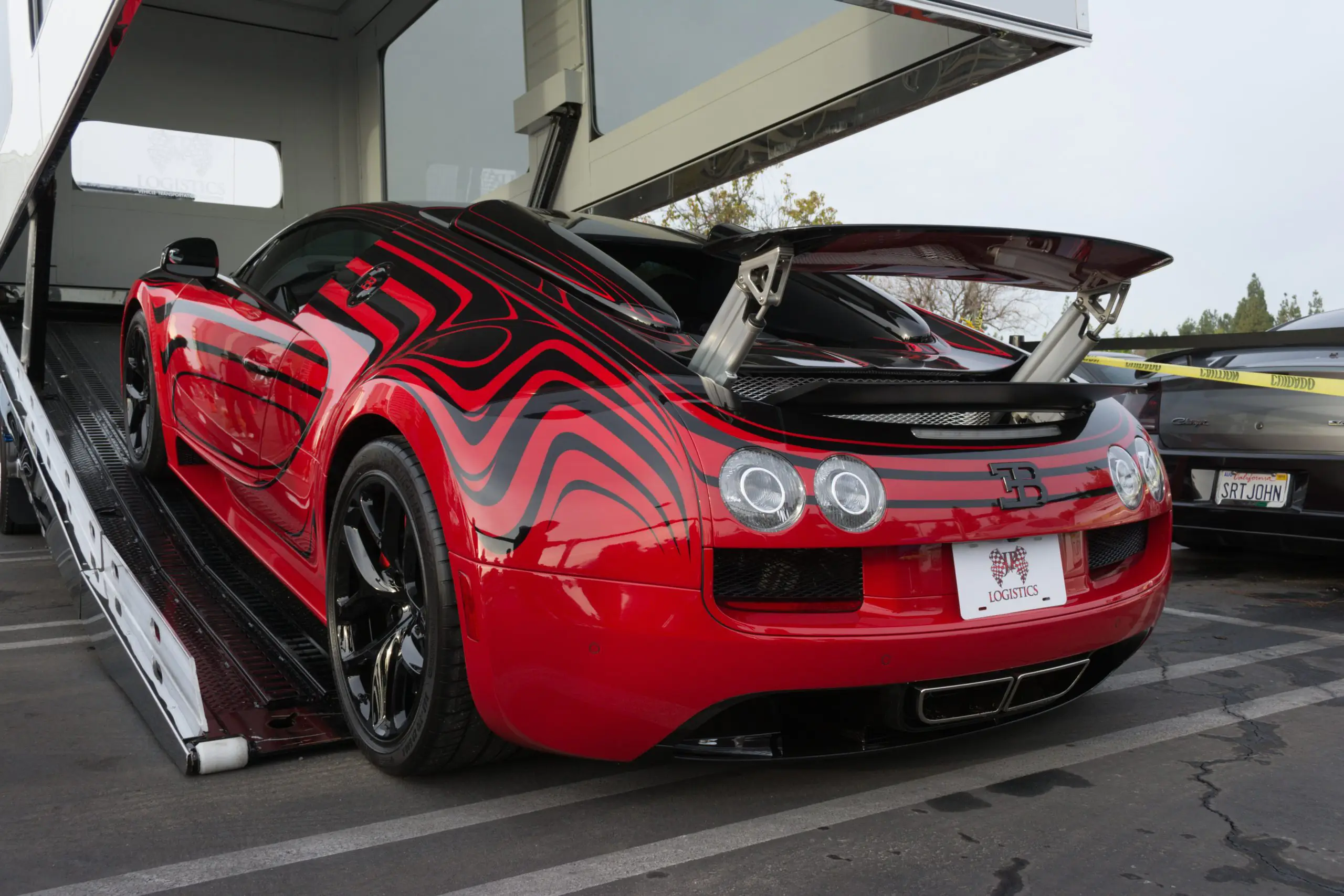 Top Advantages of Enclosed Auto Transport