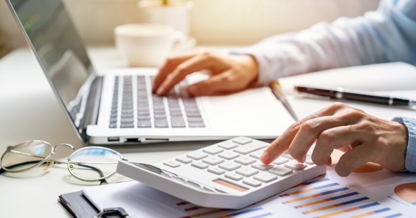 Planning to Ship Your Car? Here’s How to Get a Car Shipping Quote