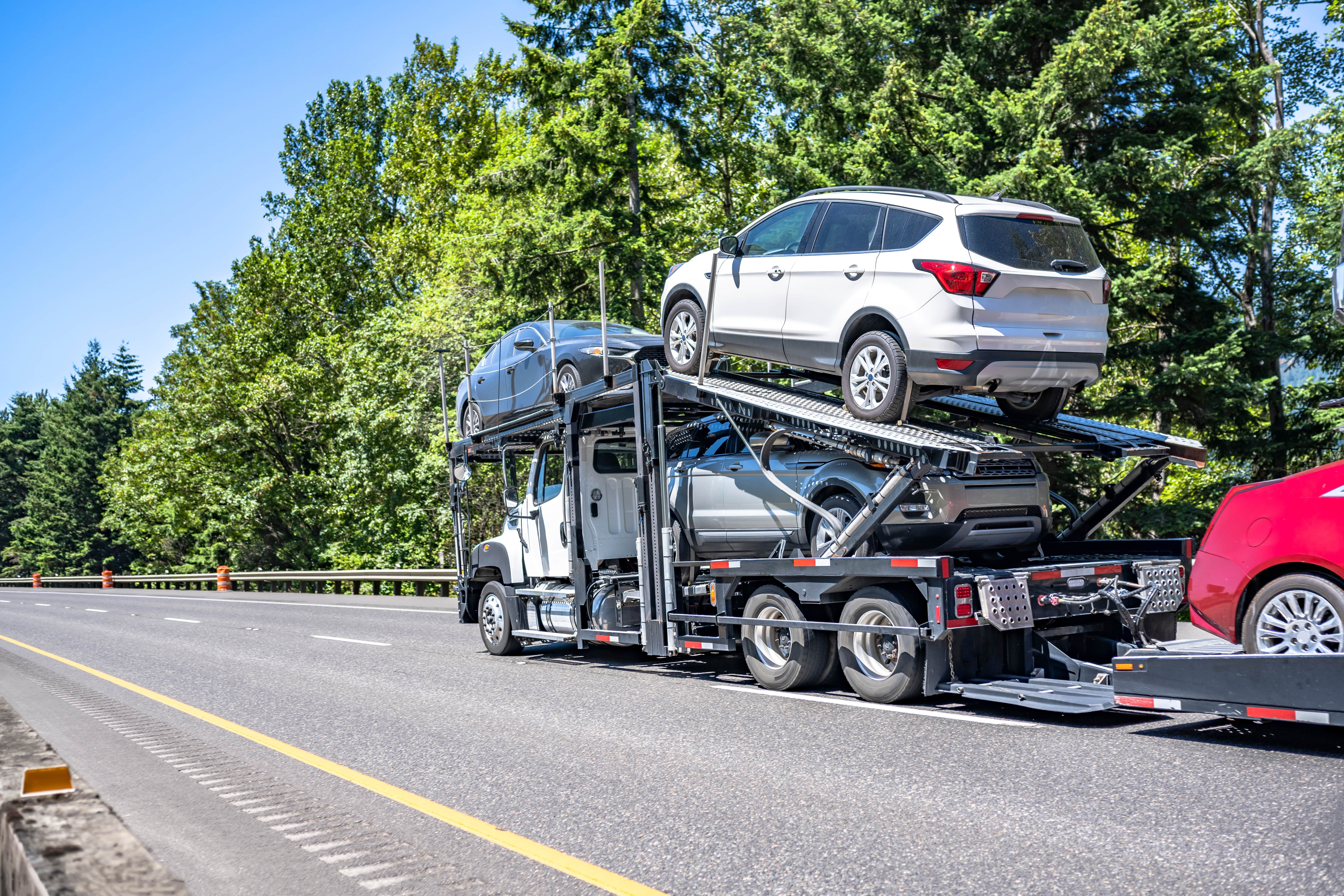 Auto Transport Trailers: Find Out What Trailer Works Best for Your Vehicle