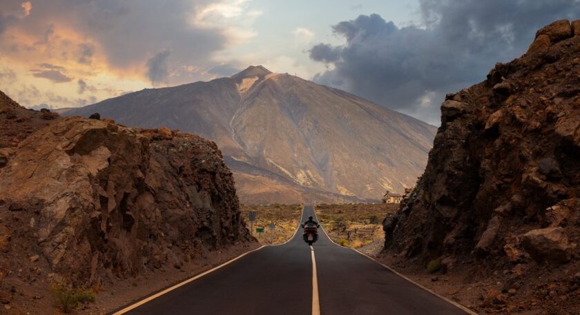 The Best Motorcycle Routes in North America