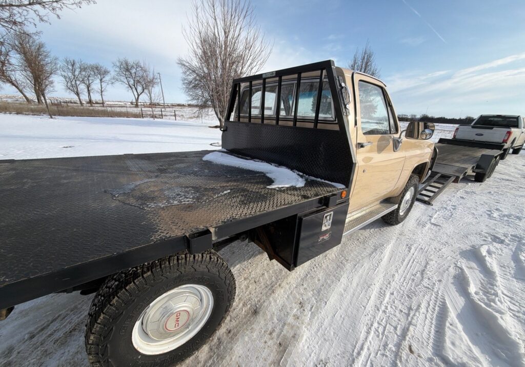 Loading process of old 1982 GMC Sierra 2500 HD
