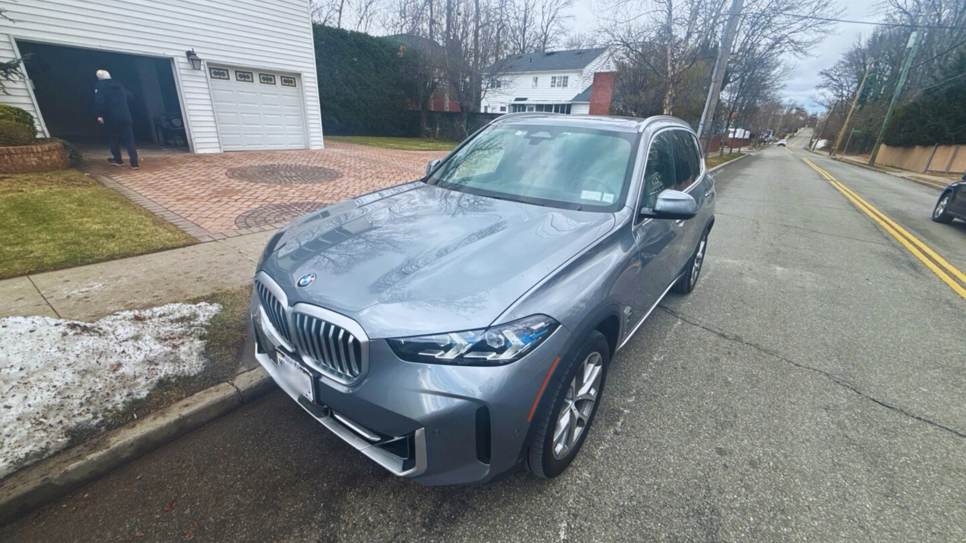 I-95 Enclosed BMW X5 Auto Transport From New York City to Jupiter, Florida