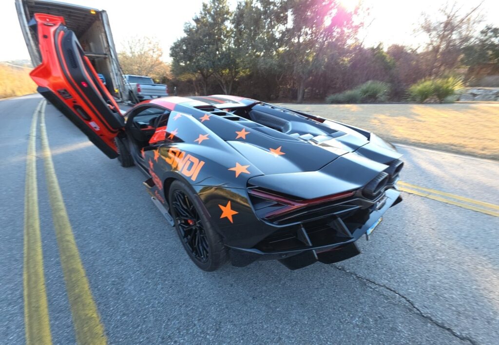 2025 Lamborghini revuelto