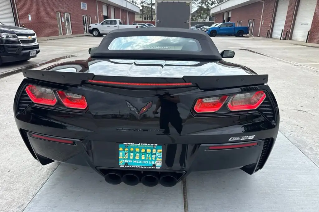 2016 Chevrolet Corvette enclosed