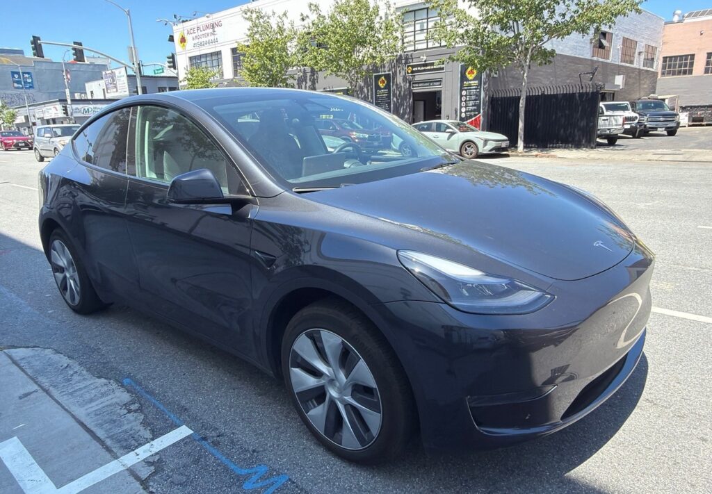 Tesla model Y