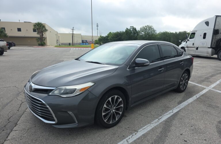 2018 Toyota Avalon XLE Plus