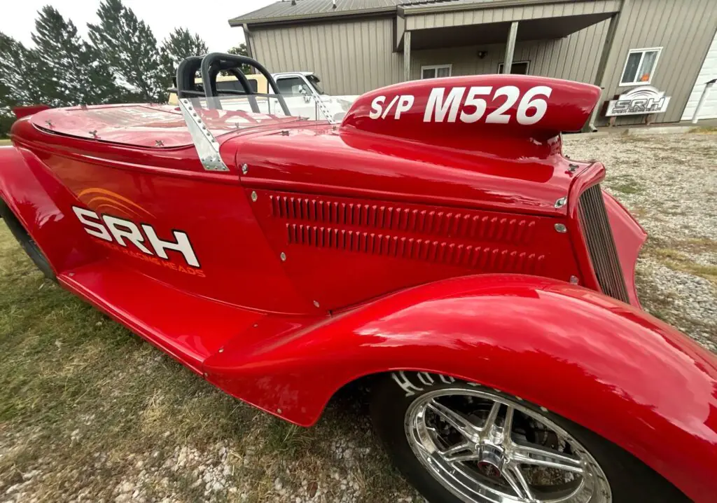 1933 Ford Roadster 1