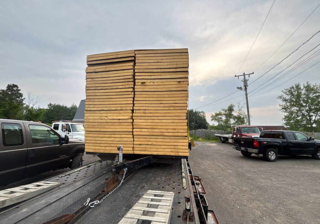 1989 Trailer with cargo 1