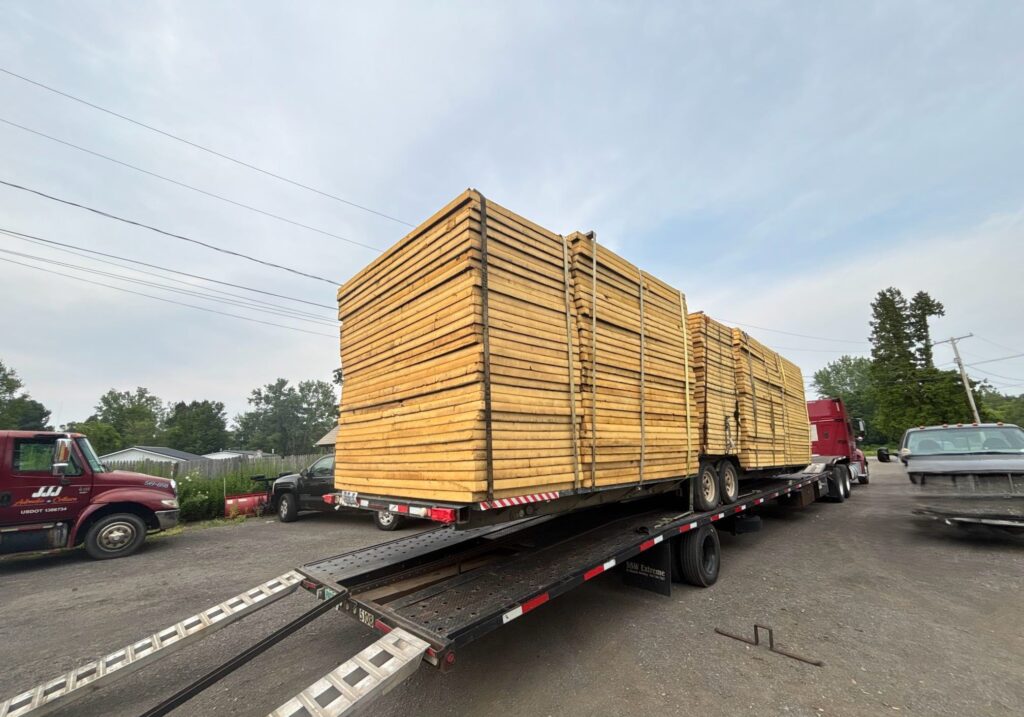 1989 Trailer with cargo 3