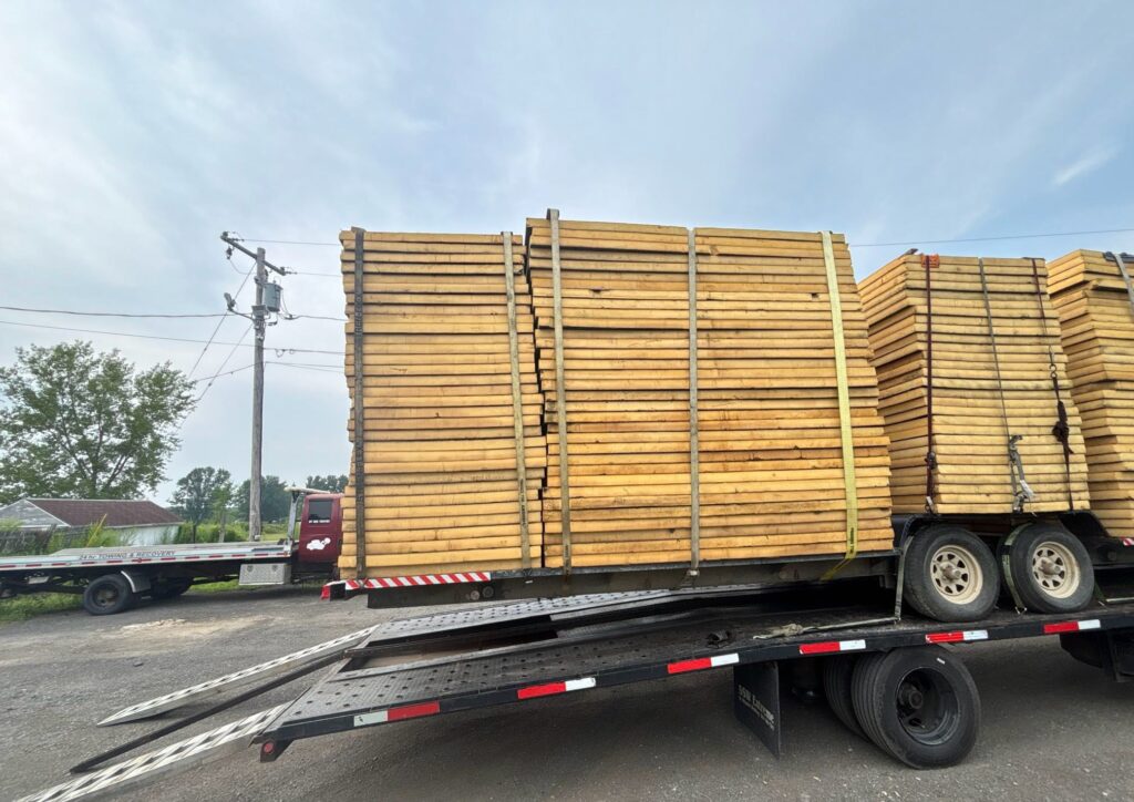 1989 Trailer with cargo 4