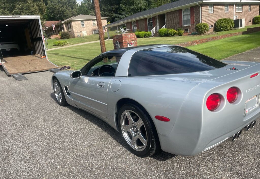 1998 Chevrolet Corvette C5 enclosed