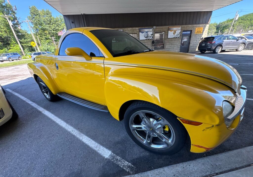 2003 Chevrolet SSR 1