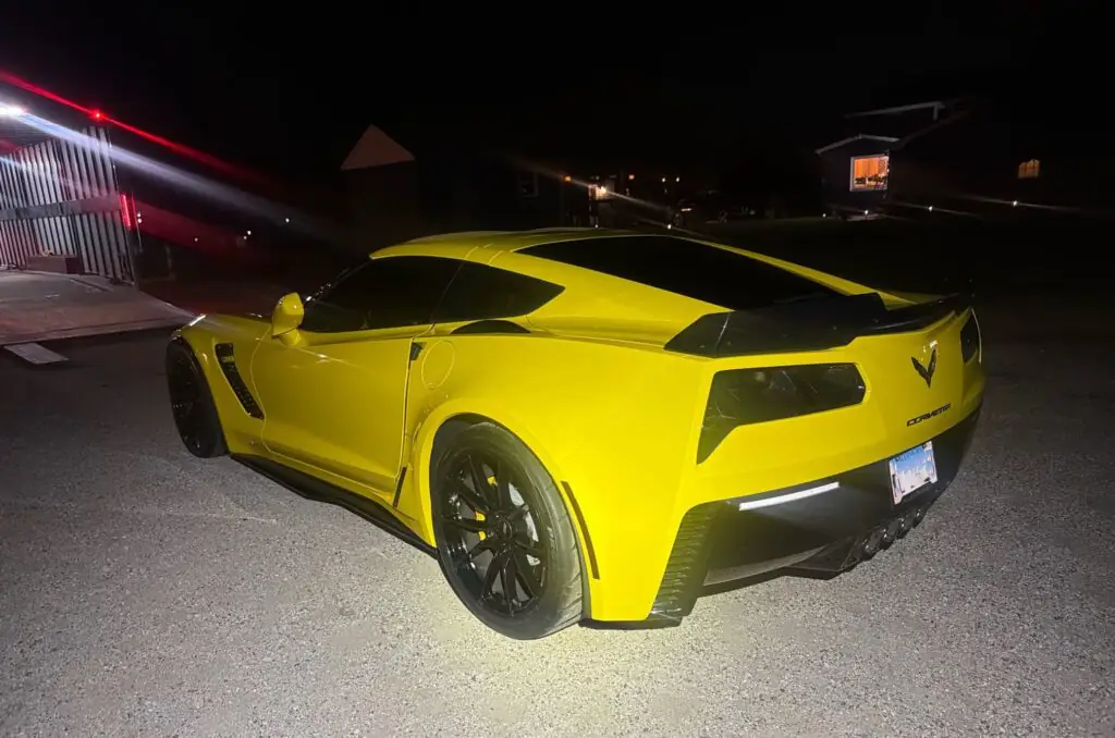 2016 Chevrolet Corvette enclosed