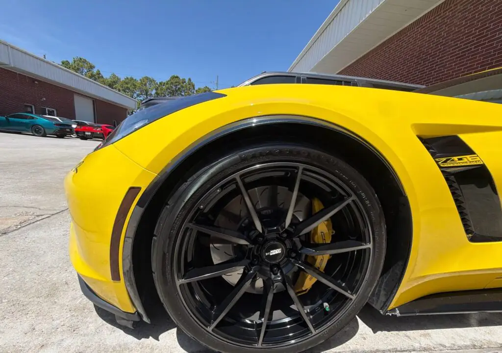 2016 Chevrolet Corvette low ground