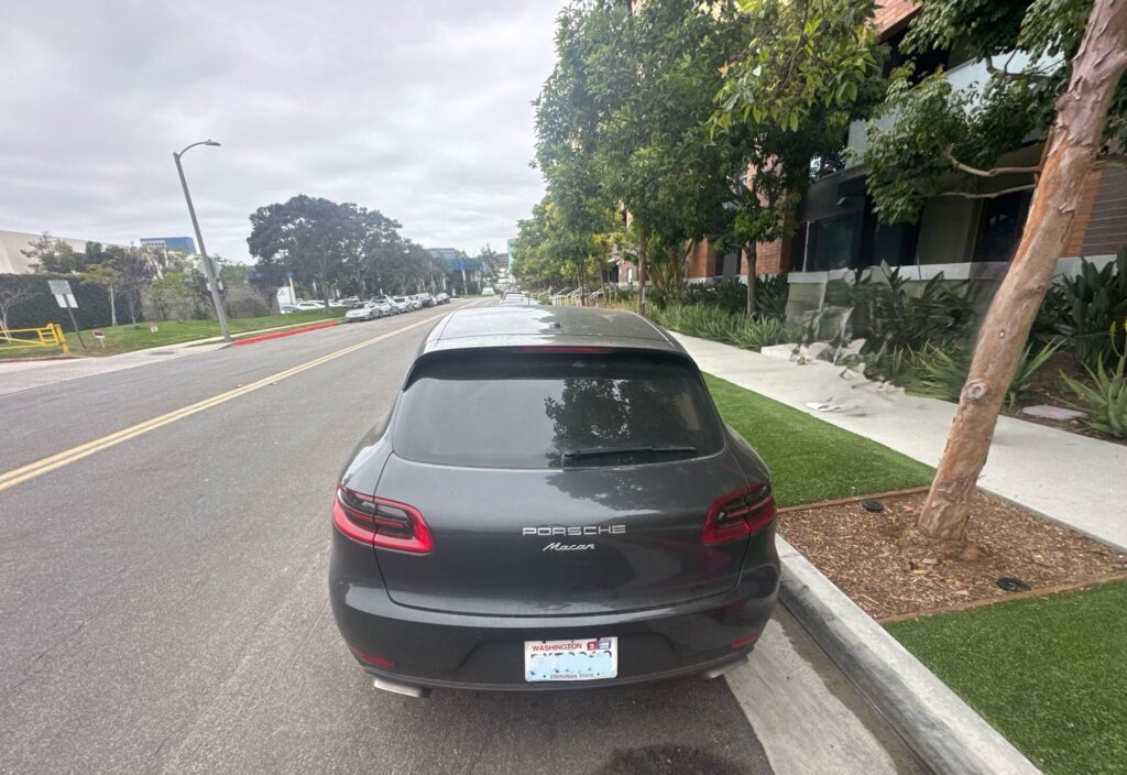 2017 Porsche Macan 2
