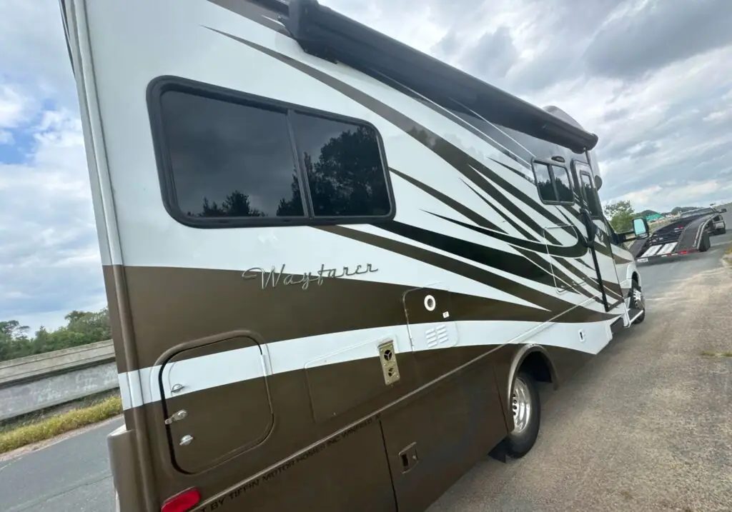2019 Tiffin Class C Motorhome open trailer