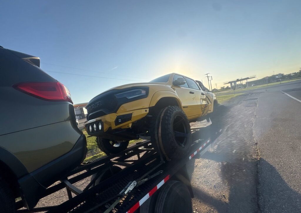 2023 RAM 1500 loading