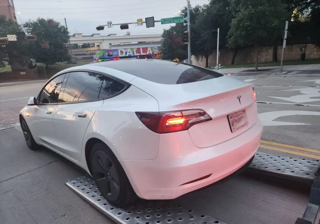 2023 Tesla Model 3 inop