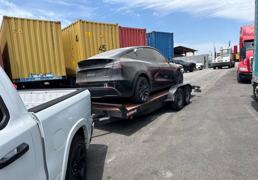 2024 Tesla Model Y 2