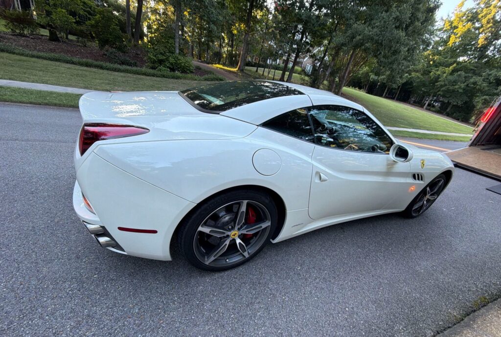 2014 Ferrari California enclosed 1