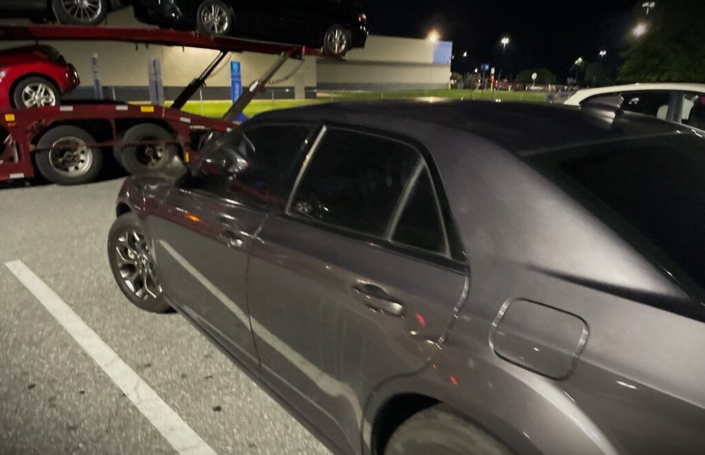 2016 Chrysler 300 3