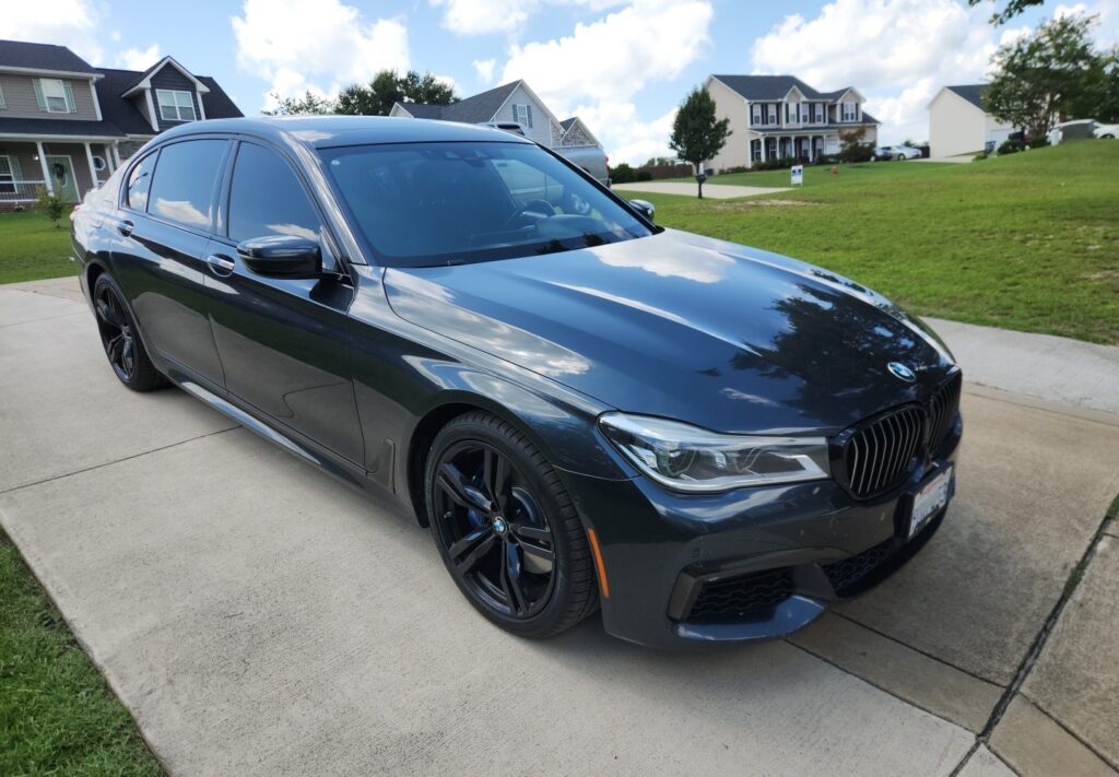 2017 BMW 750i 1
