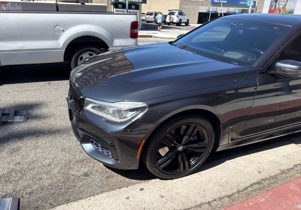 2017 BMW 750i ramps