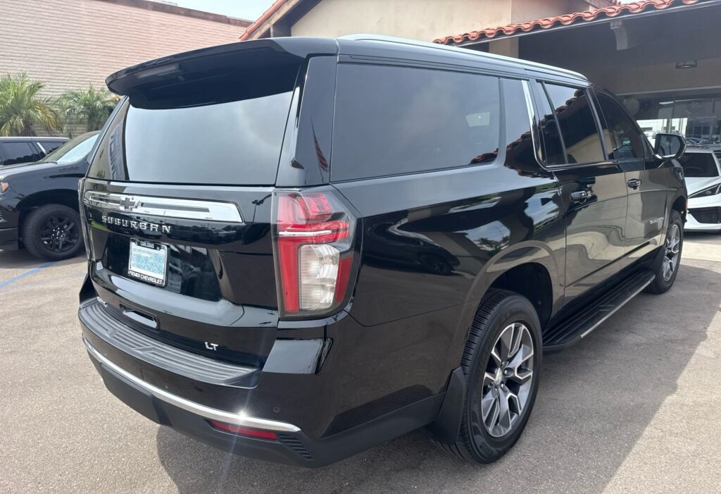 2021 Chevrolet Suburban BACK
