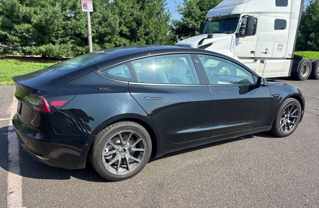 2022 Tesla Model S 2