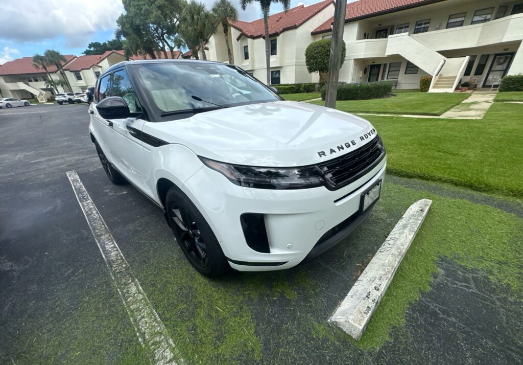 2025 Land Rover Range Rover Evoque