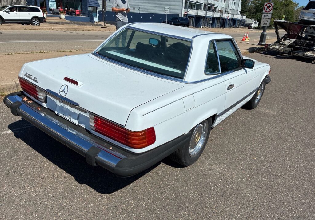 1988 Mercedes-Benz 560SL open