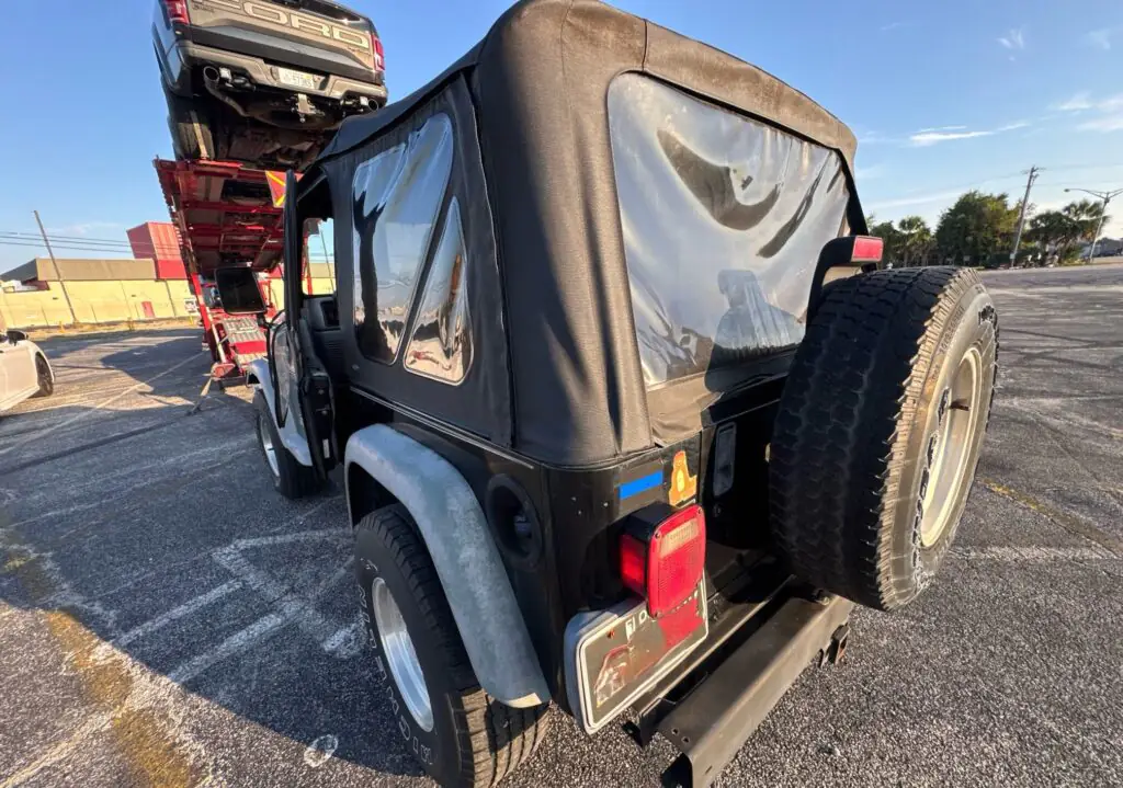 1998 Jeep Wrangler open trailer