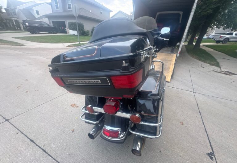 2009 Harley Davidson Ultra Classic enclosed 2