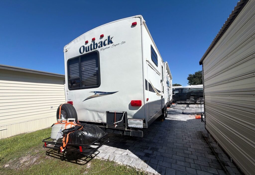 2015 RV Travel Trailer 4