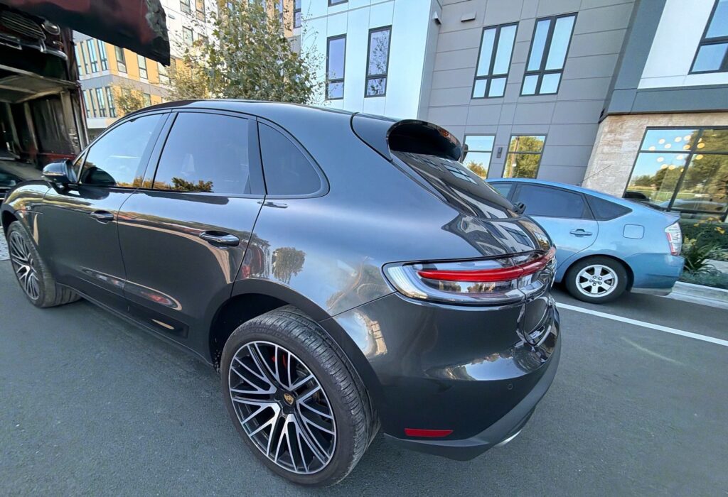 2025 Porsche Macan enclosed 1