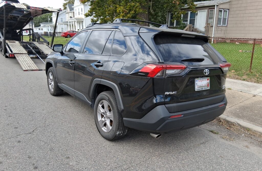 2025 Toyota RAV4 open
