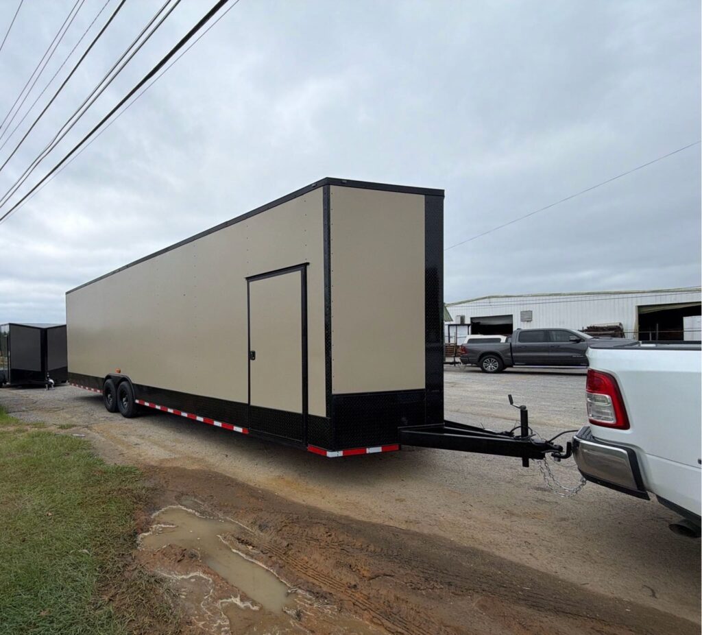 2026 WOW Cargo 32ft V-Nose Enclosed Cargo Trailer 2