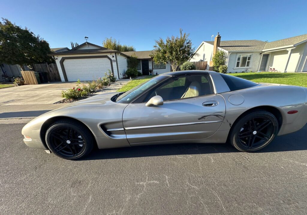 2000 Chevrolet Corvette 1