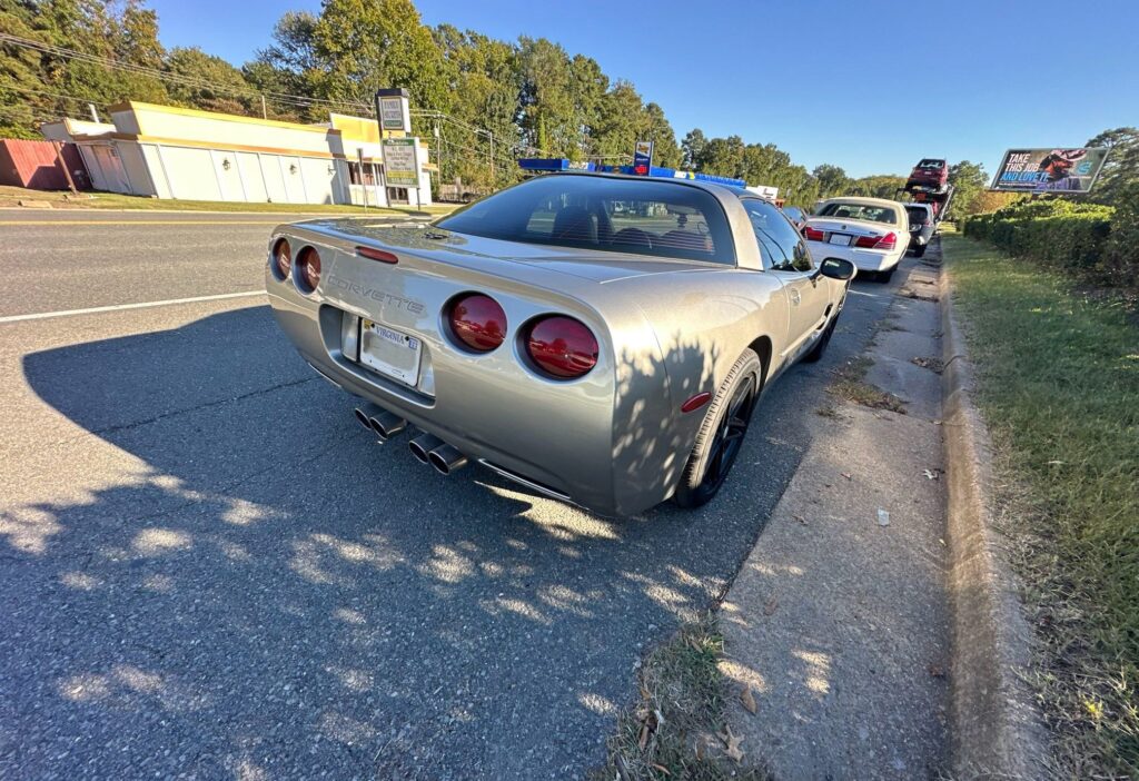 2000 Chevrolet Corvette open