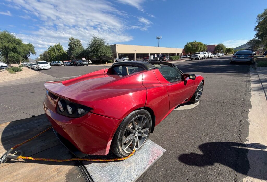 2008 Tesla Roadster 1