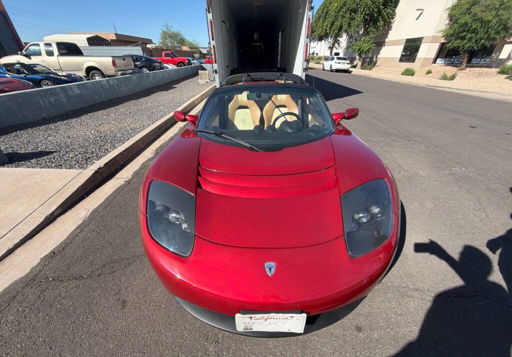 2008 Tesla Roadster enclosed
