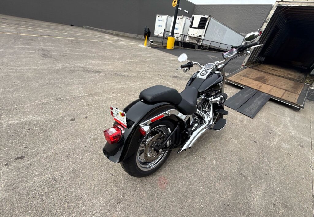 2014 Harley-Davidson Fat Boy enclosed