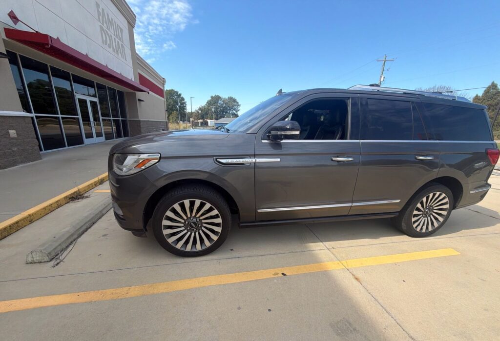 2018 Lincoln Navigator 2