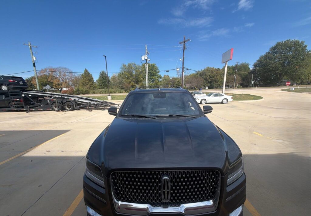 2018 Lincoln Navigator open